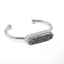 RETAIL $65 Kinsley Armelle Bangle Collection Silver Stormy Quartz Bracelet*NEW