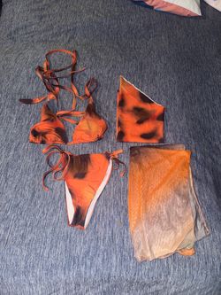 NWOT 4 piece bikini set
