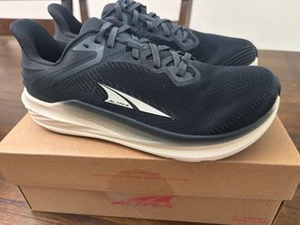 Altra Torin 5 Running Shoes for men size 8