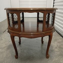 Vintage Side End Table Round 27" x 27" Two Tiers Shelf Metal Accent Screens Leather Top Solid Wood 