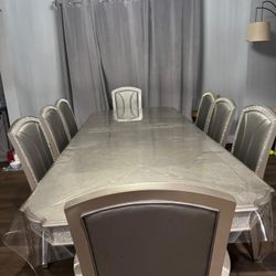 dining table with chairs 