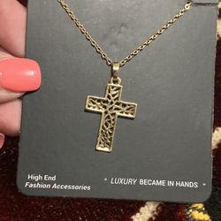 Beautiful Cross 18K Gold Plated Very Simple 🛑🛑ON SALE🛑🛑Only $10