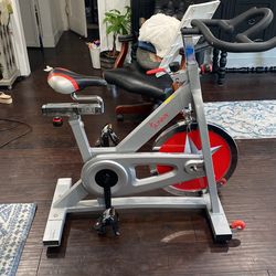 Sunny Health & Fitness Workout 