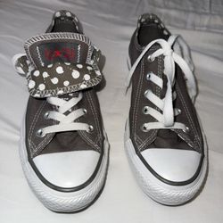 Converse All Star Low Top Polka Dot Fold-Over Tongue – Women’s Size 6