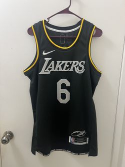 Nike Lakers LeBron James Select Series Jersey Size M