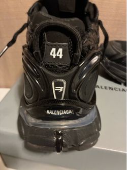 Balenciaga runners led