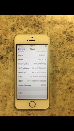 iPhone 5s clean unlocked ready to use !