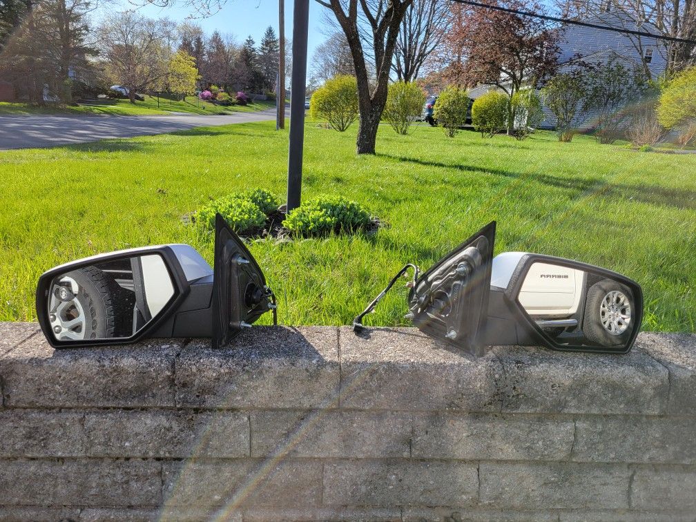 2015 Sierra Mirrors