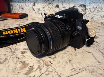 Nikon D60 DSLR Camera kit