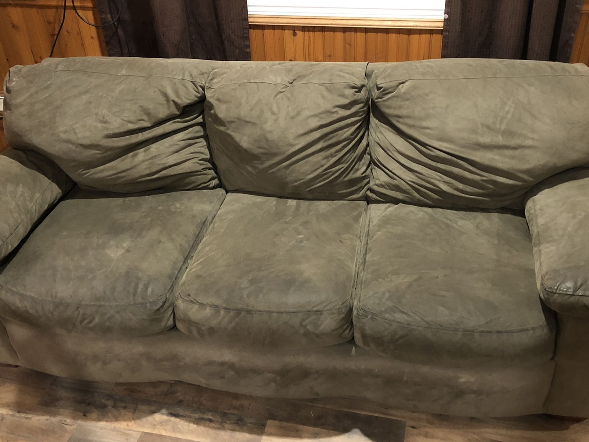 Free Couch