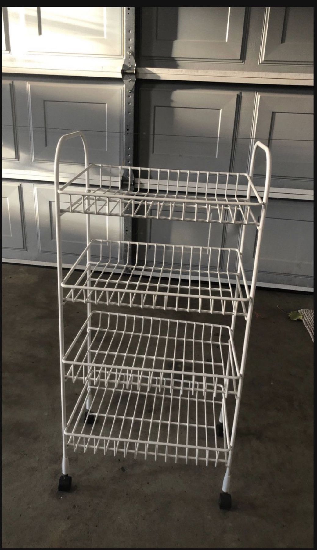 Metal Shelves With Wheels