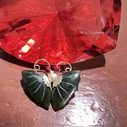 Brooch  Vintage jade coral gold plated butterfly pendant brooch