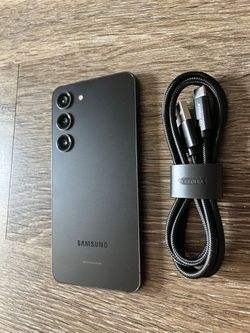 New Condition! 📱Unlocked ~Samsung Galaxy S23  ~Any Sim Card!
