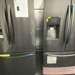 French Door Stainless Steel Samsung Fridge up to 50% Off MSRP