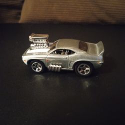 2003 Hot Wheels Tooned Metellic Silver '69 Camaro Z28 First Editions Series