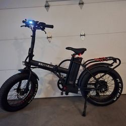 Black Fat Tire Electric Bike - 1,000W