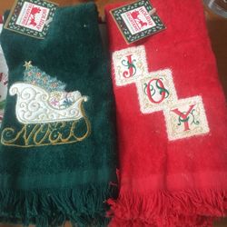 New Fingertip Towels With Tags 