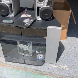 Stand Radio And Spiker 