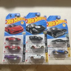 2025 Hot Wheels 8 Car Super Car Lot