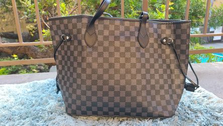 Black checkered handbag !! NEW! Pick up Only Daisy Rose