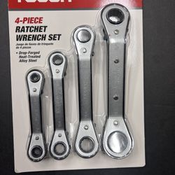 4-PIECE RATCHET WRENCH SET
