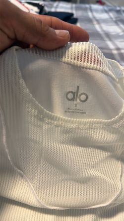 Alo Yoga White Mesh Top Size Small
