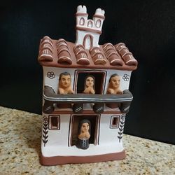 Vintage Peruvian Clay Pottery Folk Art  Home w figures, 6.5