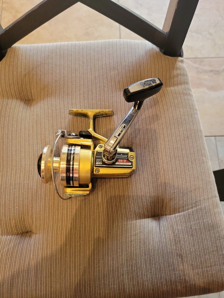 Used Daiwa GS-2 Spinning Reel