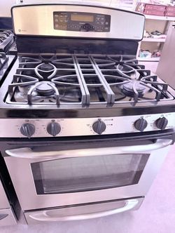 GE Gas Stove