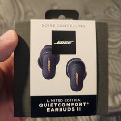 New Bose Quietcomfort II EARBUDS limited Edition