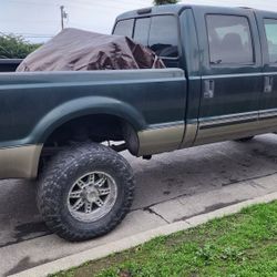 Ford F350 Part Out Truck Bed Interior Panels Cab Doors Fenders Interior 