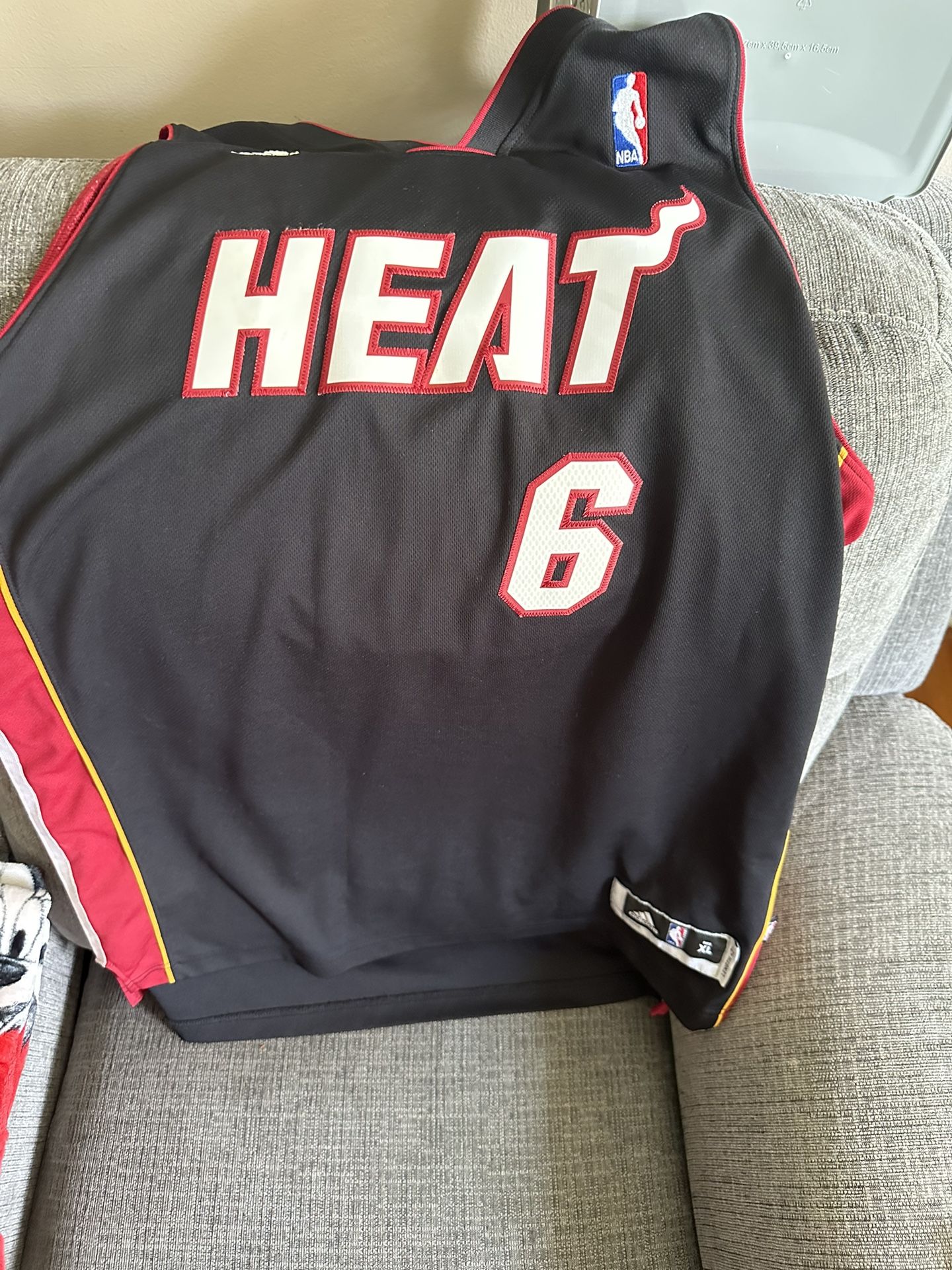 Lebrón James Jersey