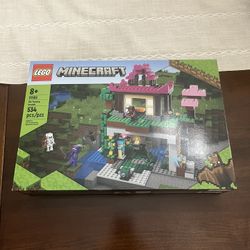 Lego Minecraft The Training Grounds House Building Set- 21183