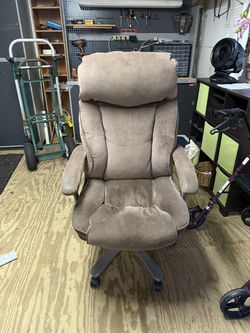Computer chair