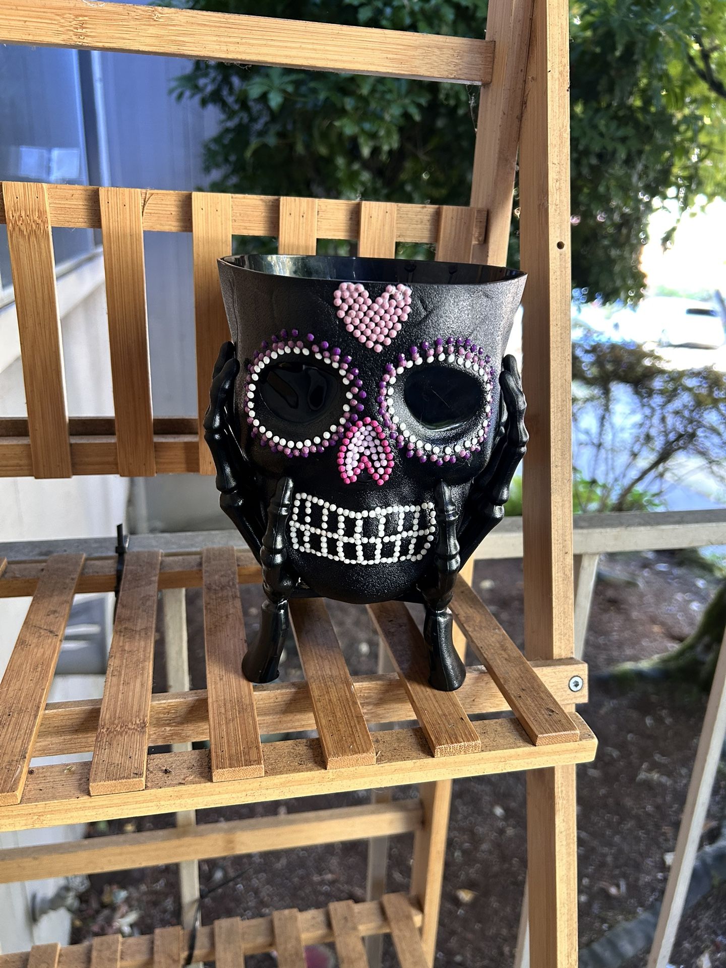 Skull plant pot planter 7” X 5”