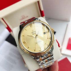 Omega Men’s Mechanical Watch With Box New 