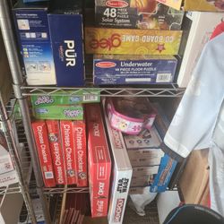 Puzzles Monopoly Chiness Checkers Glee