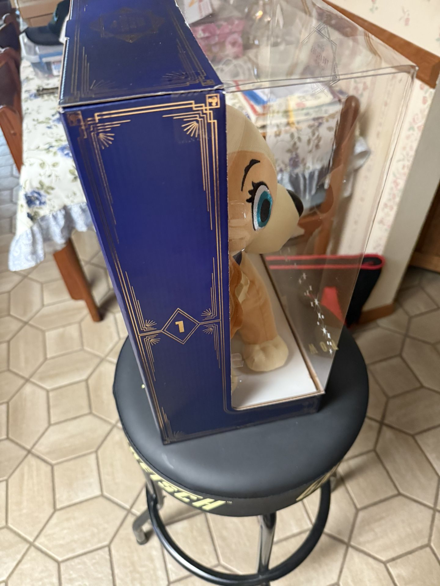 Brand New Disney Treasure From The Vault January Lady