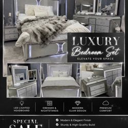 ✨️4pc Queen, King Bedrooms ✨️ Furniture Sectionals, Dining Avail