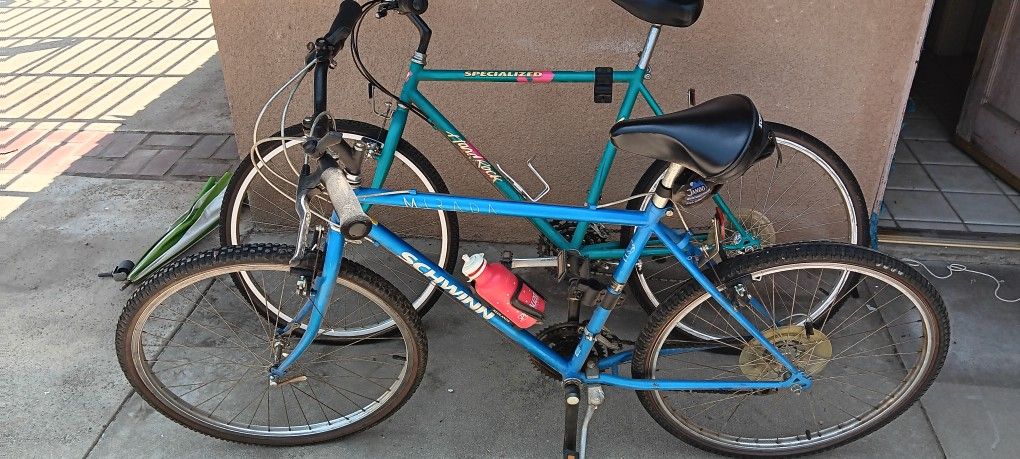 Vintage SCHWINN & SPECIALIZED BIKE LOT 300$