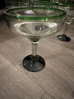 GIANT EMERALD GREEN LIP MARGARITA SET OF (6) GLASSES