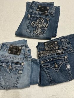 Miss Me Jeans Lot of 3