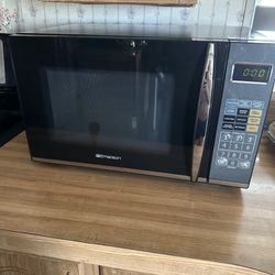 Emerson Grill & Microwave 