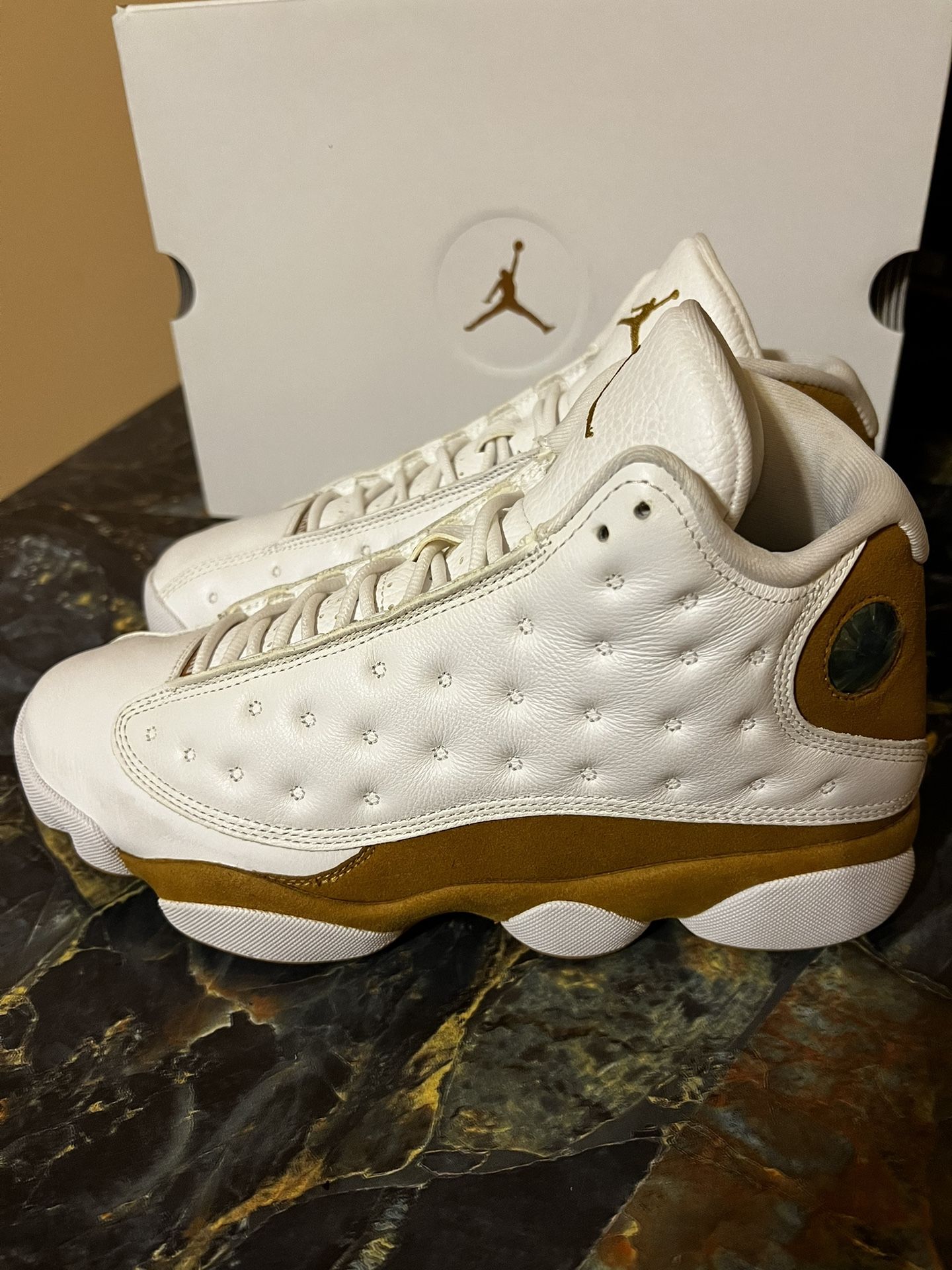 Jordan 13 Wheat Size 9