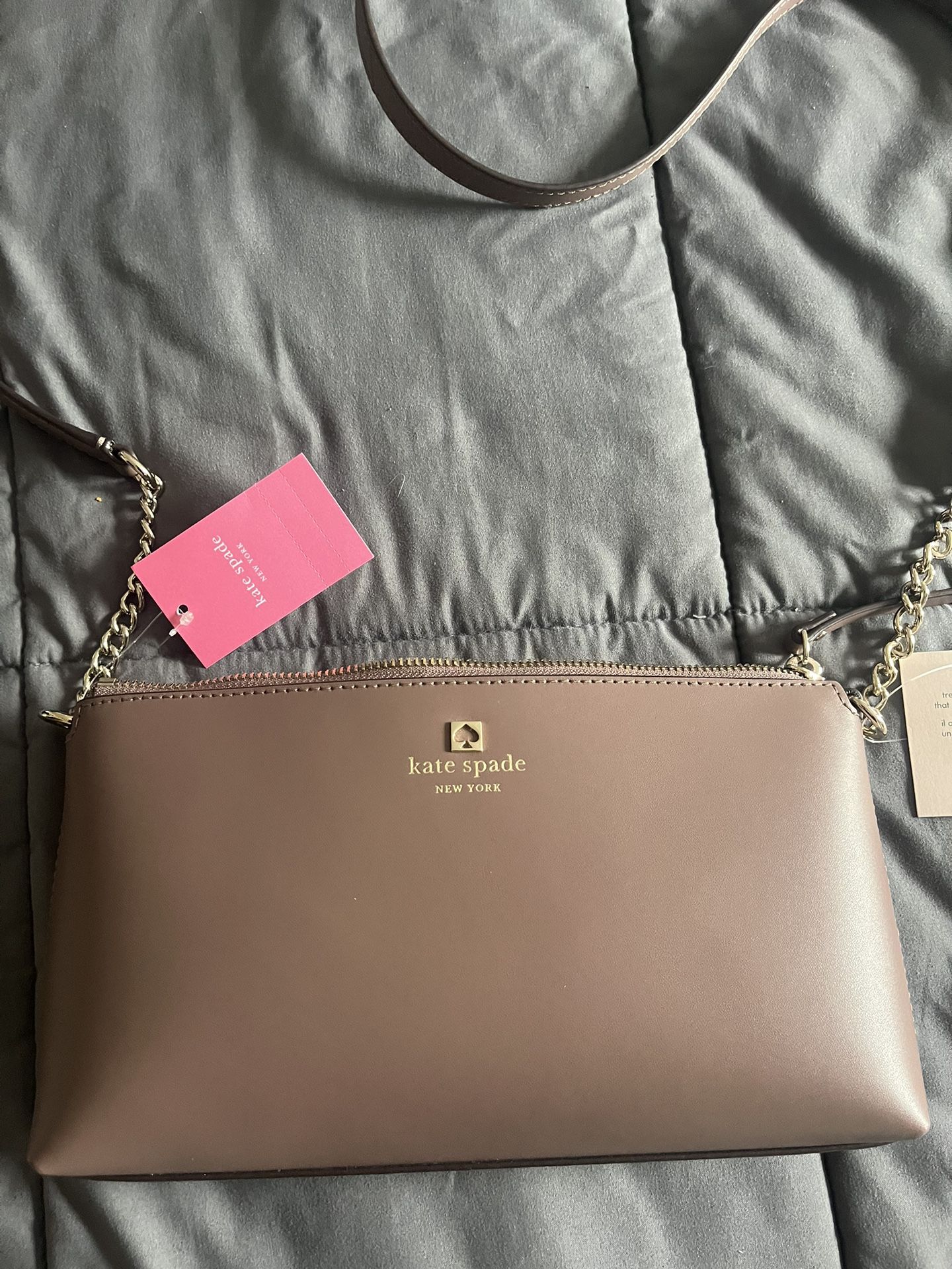 Chanel Bag for Sale in Moreno Valley, CA - OfferUp