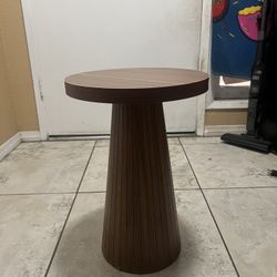 Pedestal Side Table