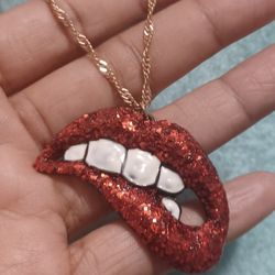 Bite Lip Pendant Necklace 