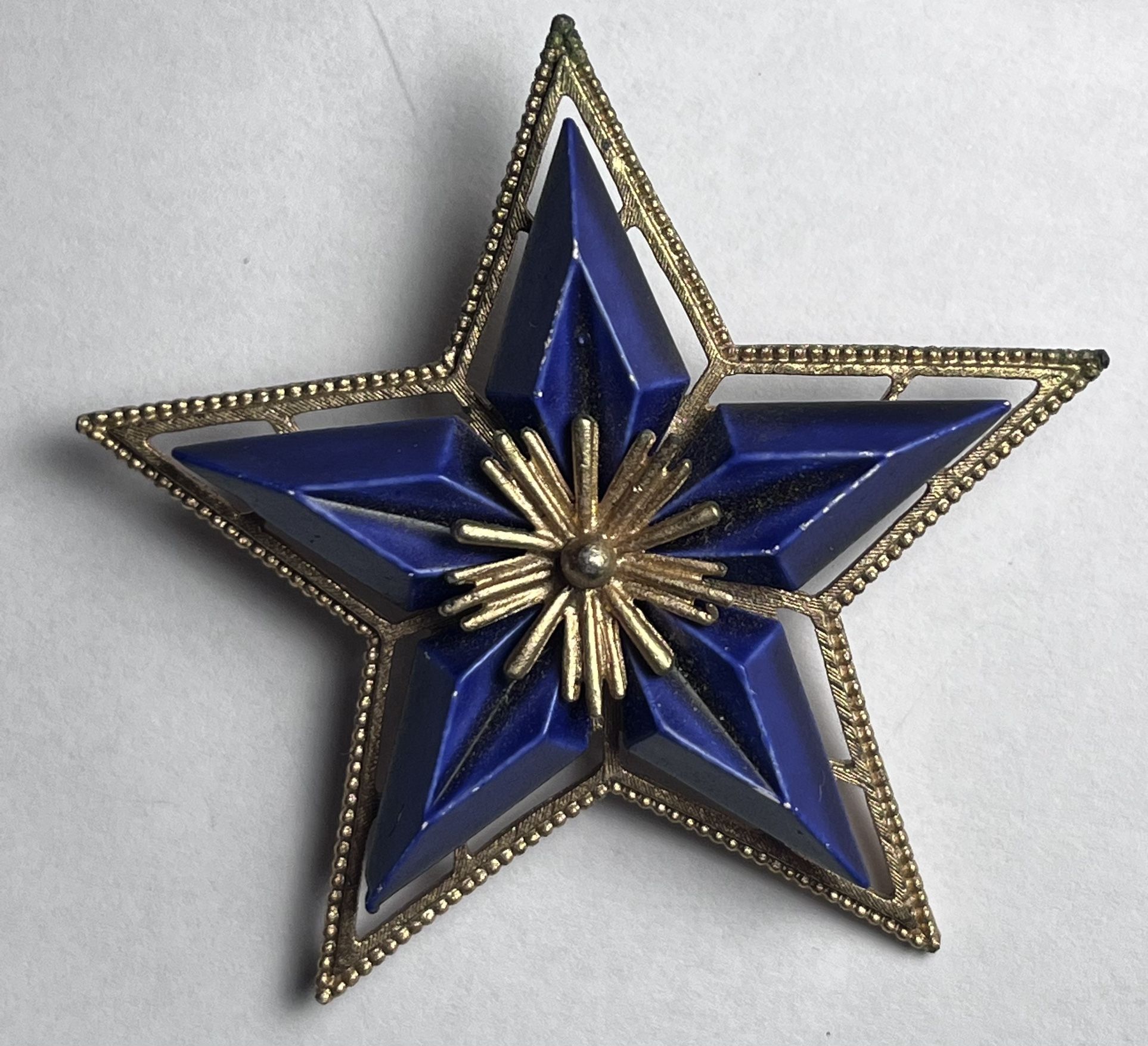 Vintage “1955” Blue star enameled pendant