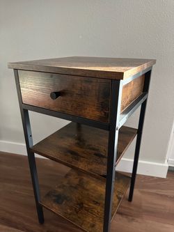 Small table w/ Drawer