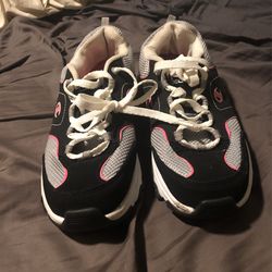 Size 7 Women Champion Shoes